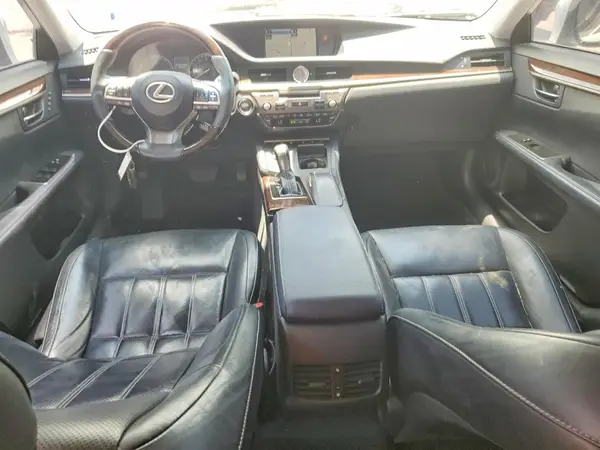 58ABK1GG7HU071670 2017 LEXUS ES - Image 8
