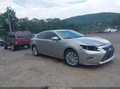 58ABK1GG7HU074522 2017 LEXUS ES