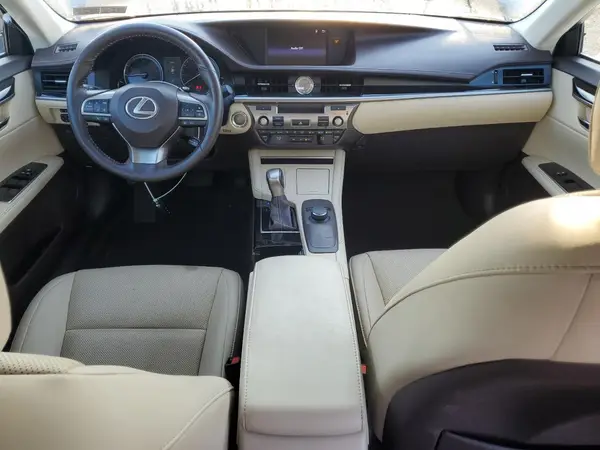58ABK1GG7JU081377 2018 LEXUS ES - Image 8