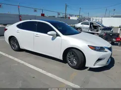 58ABK1GG7JU086210 2018 LEXUS ES