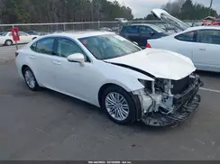 58ABK1GG7JU086787 2018 LEXUS ES