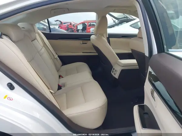 58ABK1GG7JU086787 2018 LEXUS ES - Image 8