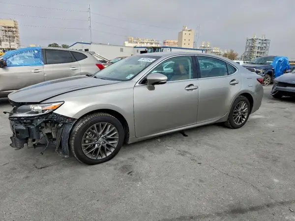 58ABK1GG7JU089415 2018 LEXUS ES - Image 1
