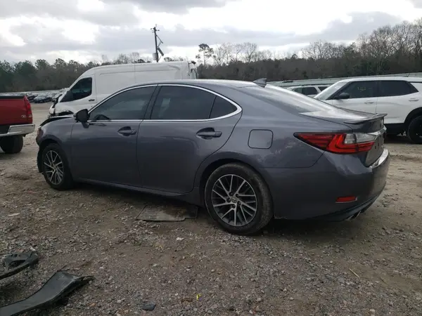 58ABK1GG7JU091990 2018 LEXUS ES - Image 2