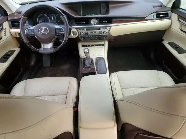 58ABK1GG7JU092380 2018 LEXUS ES - Image 8