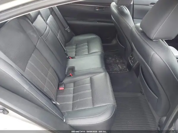 58ABK1GG7JU099037 2018 LEXUS ES - Image 8