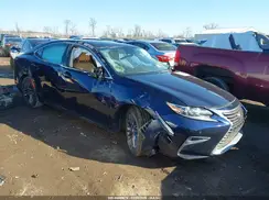58ABK1GG7JU100655 2018 LEXUS ES