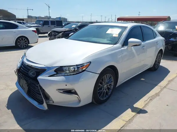 58ABK1GG7JU103958 2018 LEXUS ES - Image 2