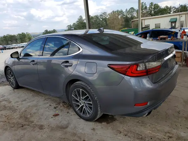58ABK1GG7JU105922 2018 LEXUS ES - Image 2