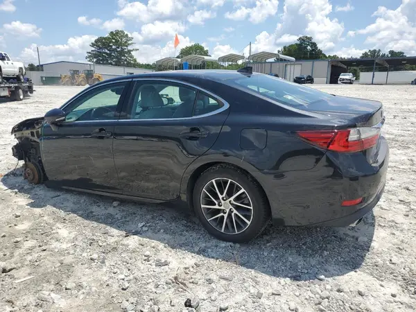 58ABK1GG7JU107640 2018 LEXUS ES - Image 2