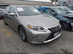 58ABK1GG7JU108769 2018 LEXUS ES