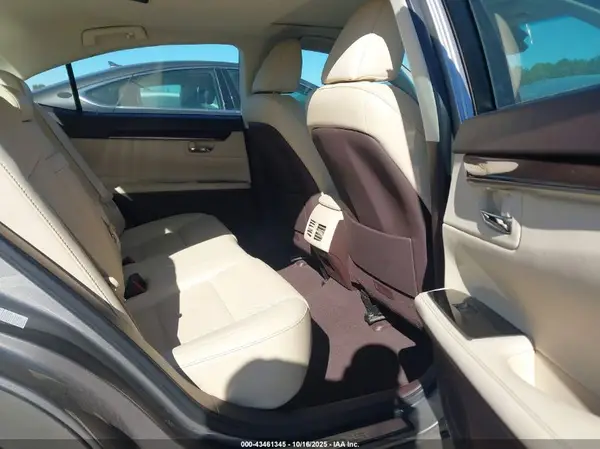 58ABK1GG7JU109579 2018 LEXUS ES - Image 8