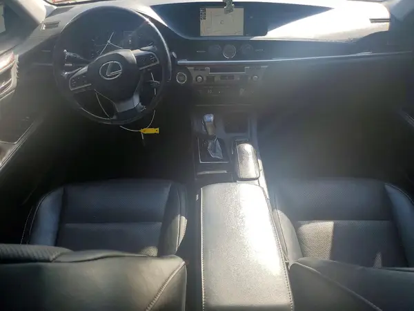 58ABK1GG7JU109873 2018 LEXUS ES - Image 8