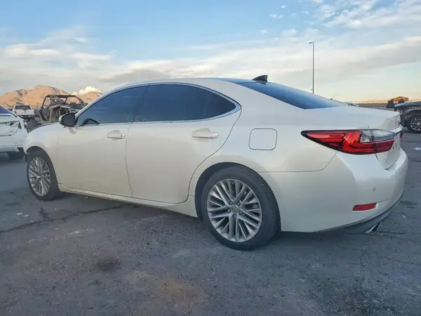 58ABK1GG7JU111638 2018 LEXUS ES - Image 2
