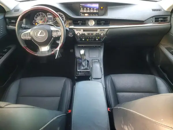 58ABK1GG7JU111638 2018 LEXUS ES - Image 8