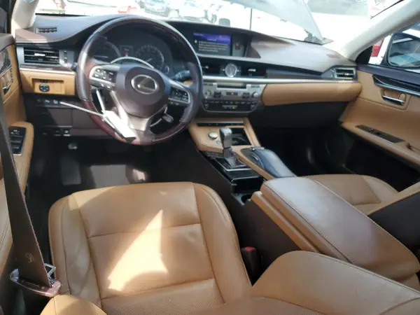 58ABK1GG7JU111946 2018 LEXUS ES - Image 8