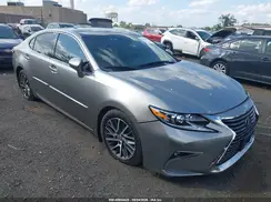 58ABK1GG7JU114149 2018 LEXUS ES