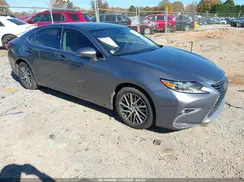 58ABK1GG7JU114751 2018 LEXUS ES