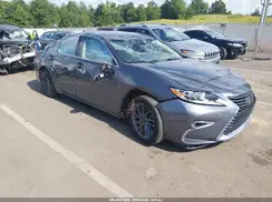 58ABK1GG7JU115334 2018 LEXUS ES