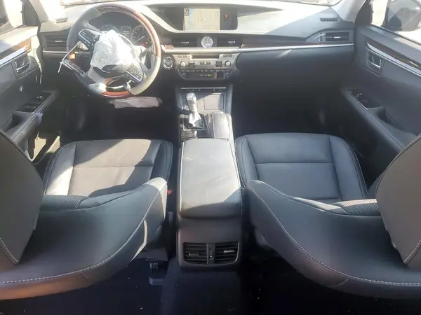 58ABK1GG7JU115852 2018 LEXUS ES - Image 8