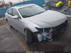 58ABK1GG7JU116029 2018 LEXUS ES