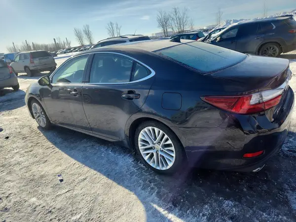 58ABK1GG8GU004400 2016 LEXUS ES - Image 2