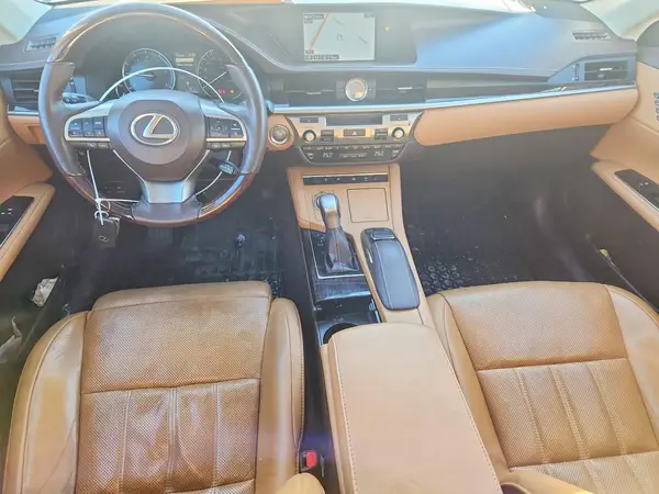 58ABK1GG8GU004400 2016 LEXUS ES - Image 8