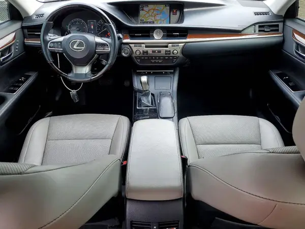 58ABK1GG8GU006468 2016 LEXUS ES - Image 8