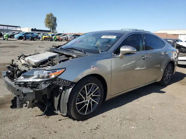 58ABK1GG8GU010942 2016 LEXUS ES - Image 1