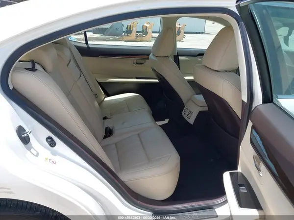 58ABK1GG8GU012724 2016 LEXUS ES - Image 8
