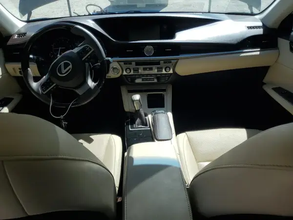 58ABK1GG8GU015283 2016 LEXUS ES - Image 8