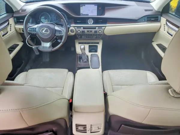 58ABK1GG8GU016255 2016 LEXUS ES - Image 8