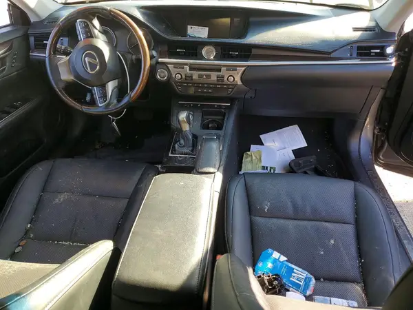 58ABK1GG8GU017065 2016 LEXUS ES - Image 8