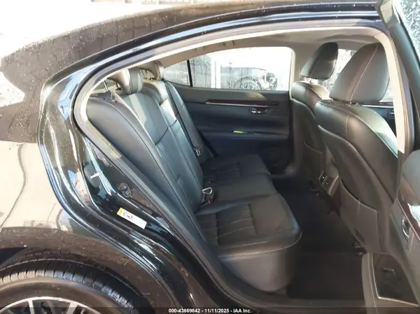58ABK1GG8GU022685 2016 LEXUS ES - Image 8