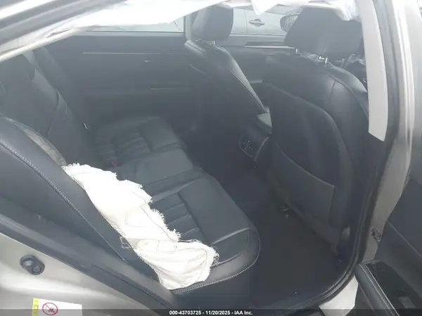 58ABK1GG8GU022959 2016 LEXUS ES - Image 8