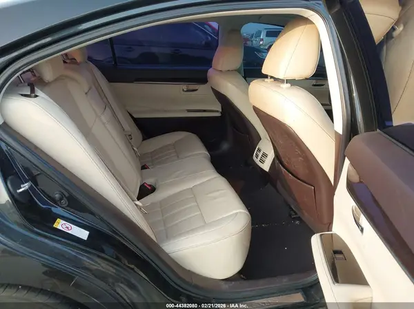58ABK1GG8GU026574 2016 LEXUS ES - Image 8