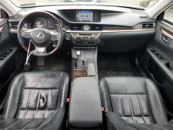58ABK1GG8GU030642 2016 LEXUS ES - Image 8