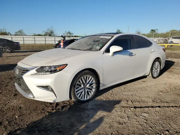 58ABK1GG8HU037625 2017 LEXUS ES - Image 1