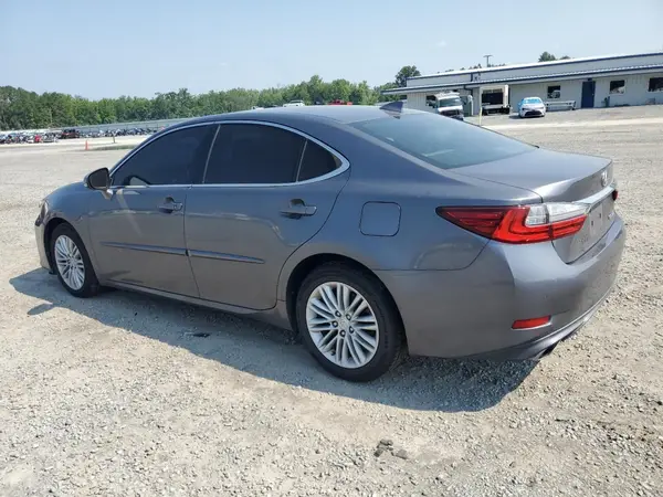 58ABK1GG8HU037978 2017 LEXUS ES - Image 2