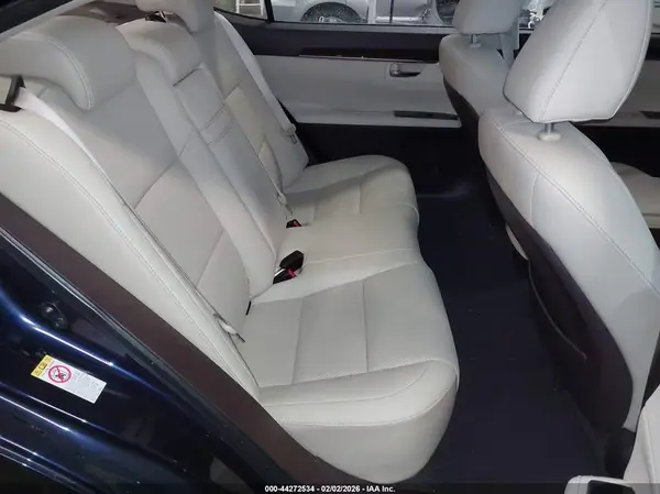 58ABK1GG8HU043022 2017 LEXUS ES - Image 8