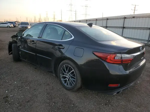 58ABK1GG8HU046423 2017 LEXUS ES - Image 2