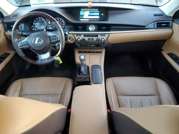 58ABK1GG8HU046423 2017 LEXUS ES - Image 8