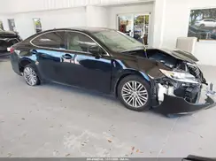 58ABK1GG8HU053002 2017 LEXUS ES
