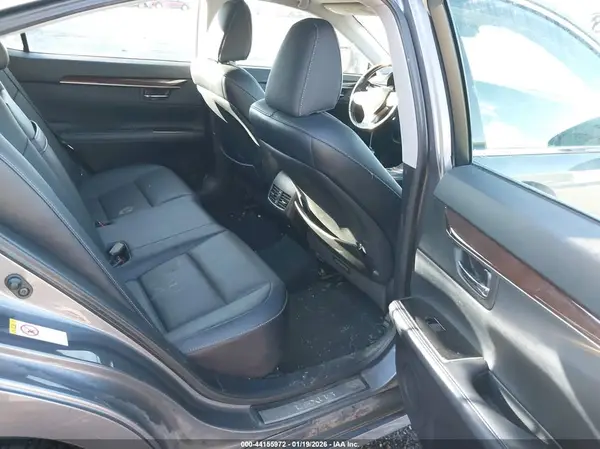 58ABK1GG8HU054960 2017 LEXUS ES - Image 8
