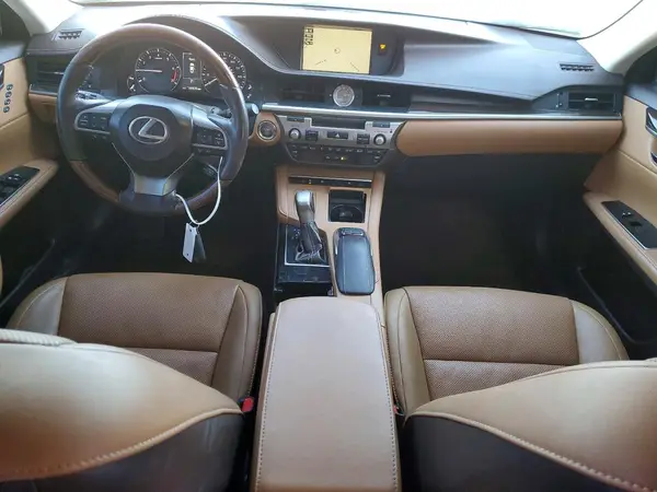 58ABK1GG8HU055851 2017 LEXUS ES - Image 8