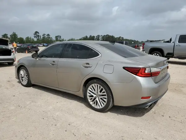 58ABK1GG8HU057079 2017 LEXUS ES - Image 2