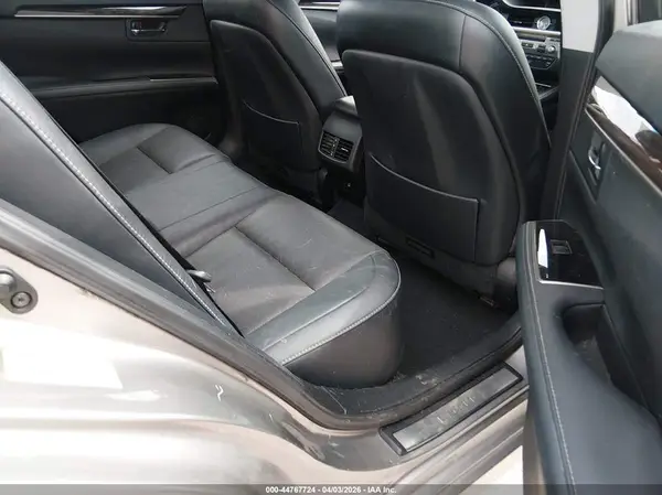 58ABK1GG8HU058751 2017 LEXUS ES - Image 8