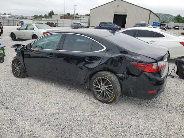 58ABK1GG8HU062623 2017 LEXUS ES - Image 2