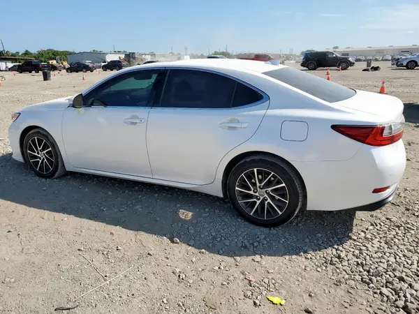 58ABK1GG8HU064548 2017 LEXUS ES - Image 2