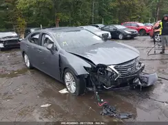 58ABK1GG8HU069197 2017 LEXUS ES